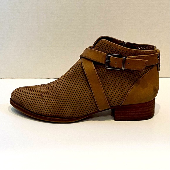 Vince Camuto Light Taupe Perforated Suede Ankle Boots / Booties with Short Heel - Picture 5 of 6